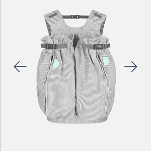 Weego. Twin carrier. With dust bag for storage.